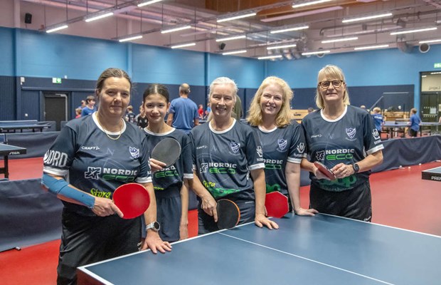 Historisk comeback: Första damlaget på tio år Historisk comeback: Första damlaget på tio år