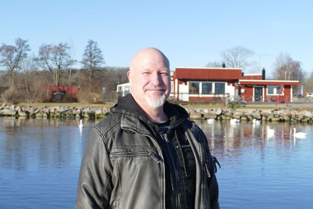 Johan gör filmmusik som fängslar Johan gör filmmusik som fängslar