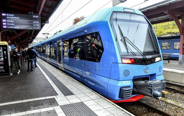 Ny finansiering av stlig frbindelse utreds