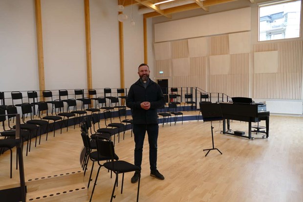 ”Kyrkan mitt i byn” återinvigs ”Kyrkan mitt i byn” återinvigs