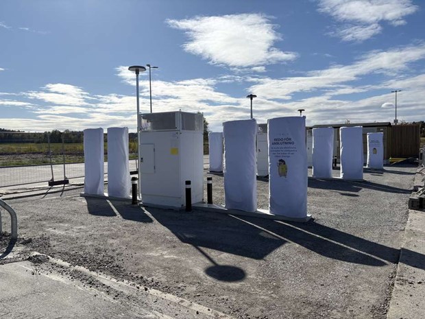 Teslas laddstation står utan el 