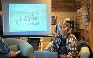 Hon skapar både rent vatten och konst