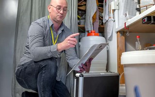 Bjrn brygger l som slr ut allt