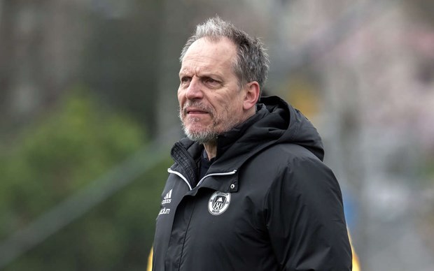 Ungh sparkad  Yilmaz tar ver United