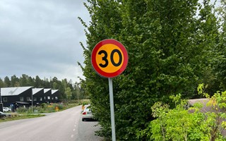 Bussförarna anklagas för höga hastigheter