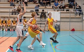 kersbergakillar vidare i USM