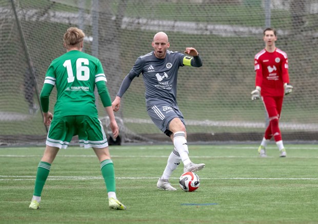 Oskar Kiianlinna lmnar United