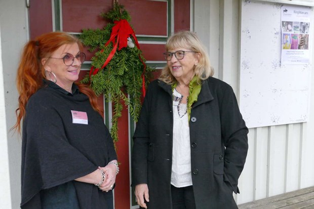 Konst och tr�dg�rd ger v�g tillbaka till jobb 