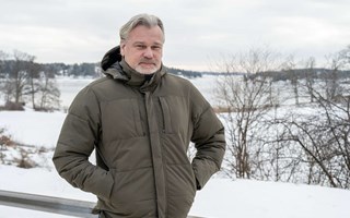 Dennis jagar skatter p� havets botten