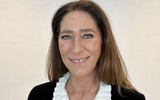 Hall� d�r, Michaela Fletcher!