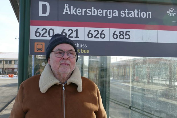 F�r tidiga avg�ngar uppr�r resen�rer