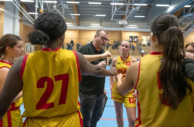 Kan bli tvåa – stannar kvar i tvåan Kan bli tvåa – stannar kvar i tvåan