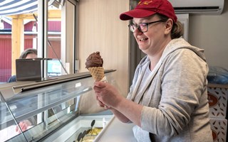 Ljuster�glassen vann guld i Glass-SM  