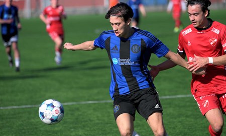 Mållöst i Roslagsderbyt