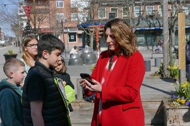 S�ljstart f�r �rets majblommor