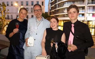 Ingmars�-serie hyllas i Cannes 