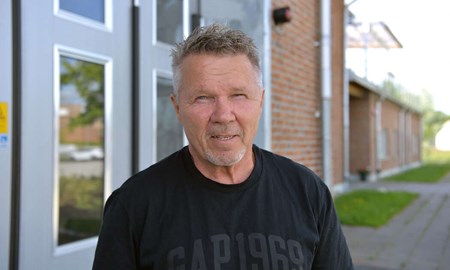 Efter 44 år tar Henry nu farväl av ambulansen