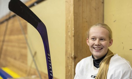 Sofia tar plats i TV-pucken