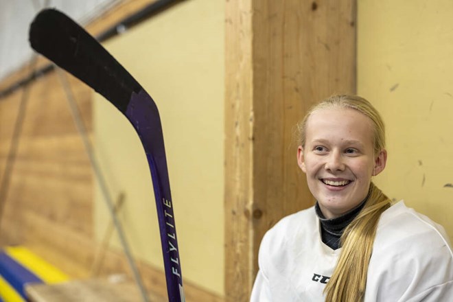 Sofia tar plats i TV-pucken